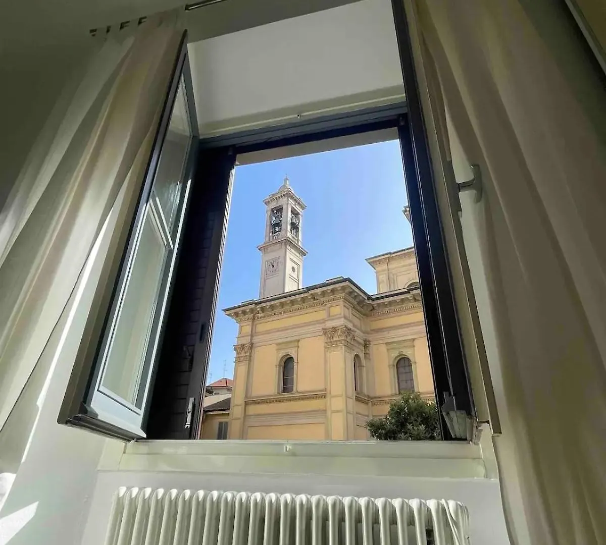 Ampio E Accogliente Bilocale - Fara 1, Porta Nuova Apartment Milan Italy